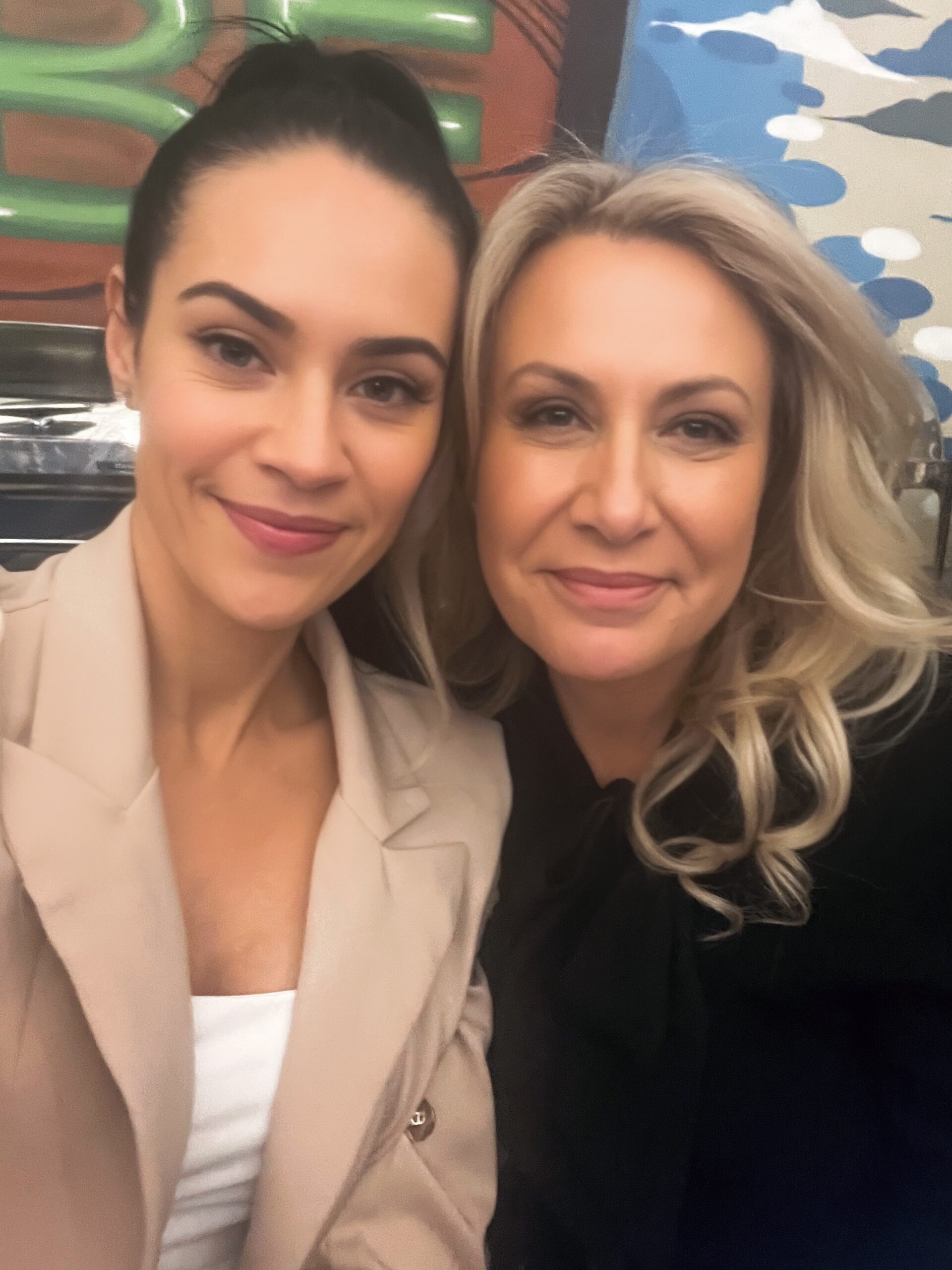 Facetune_01-11-2023-19-41-25 (1)